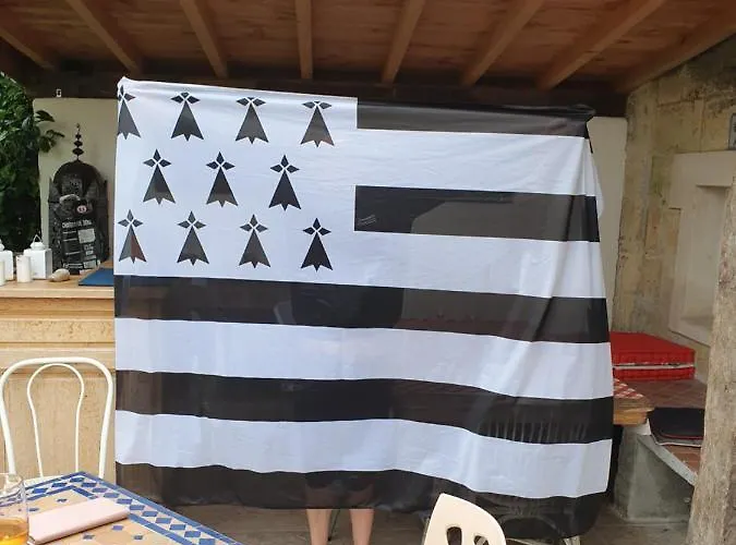 299 Bigaroux Gæstehus